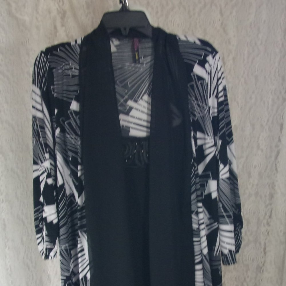 Judith 2fer Knit Jacket Black & White Bling tank. Chiffon Trim NWOT Size 1X